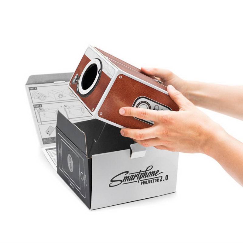 Кинопроектор Smartphone Projector 2.0 фото