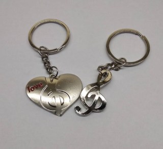 Брелок для двоих «Love» со скрипичным ключом фото