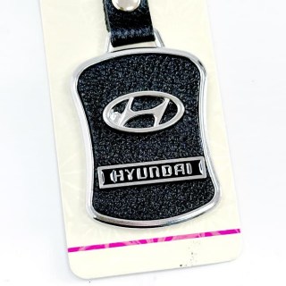Брелок для ключей с маркой автомобиля «HYUNDAI» фото