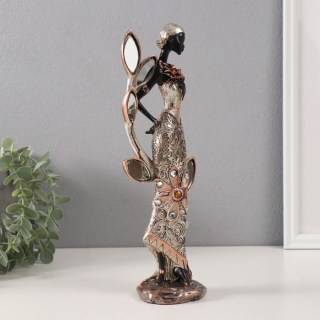 Интерьерная фигурка из полистоуна «Африканка с зеркальными листьями»  фото