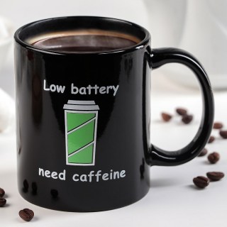Кружка хамелеон «Need caffeine» фото