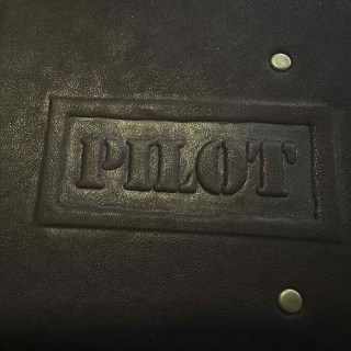 Обложка на автодокументы «PILOT» цвет: коричневый кожаная фото