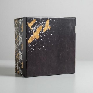 Подарочная коробка «Путешествие начинается» 28×28 ×15 см фото