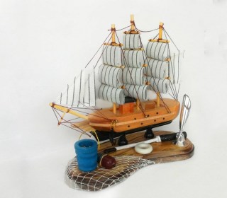 Подставка для ручки с парусником «Корабль удачи» купить