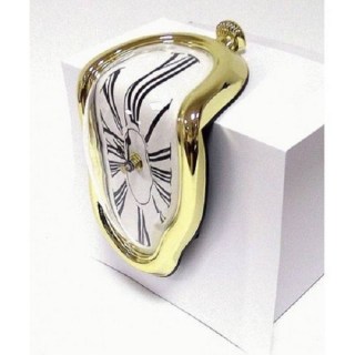 Стекающие часы С. Дали «Melting Clock» золотистые купить