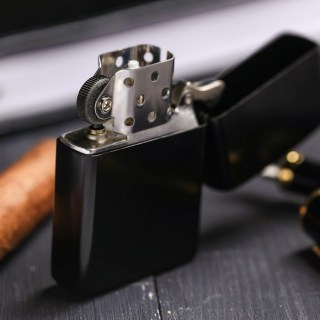 Зажигалка бензиновая «Лучший рыбак»  фото